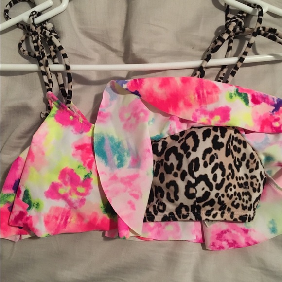 VS Pink Watercolor Bikini Top - Picture 3 of 5